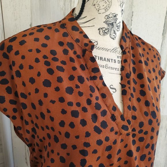 SHEIN ANIMAL PRINT HIGH LOW HEM TOP - Picture 2 of 5